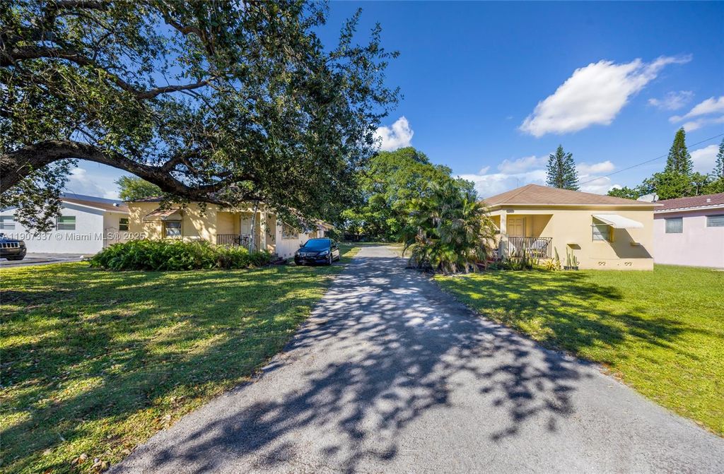 2459 Pierce St 1-6, Hollywood, FL 33020