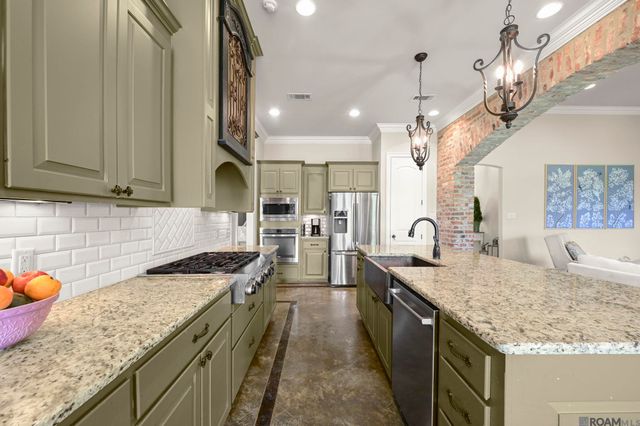32953 Fox Run Dr, Walker, LA 70785