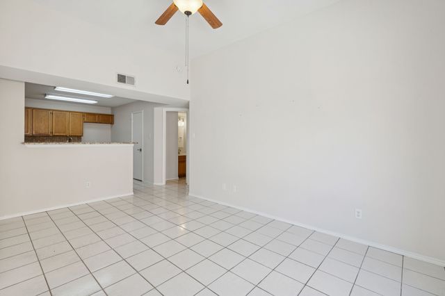 2904 Hunters Point Lane, Carrollton, TX 75007