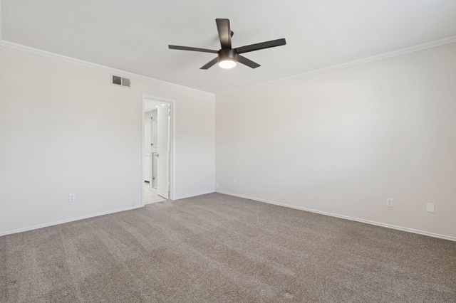 2904 Hunters Point Lane, Carrollton, TX 75007