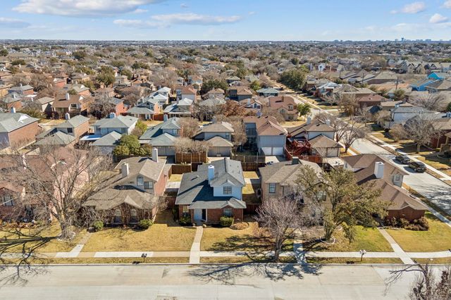 2904 Hunters Point Lane, Carrollton, TX 75007