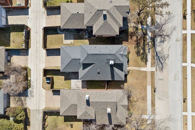 2904 Hunters Point Lane, Carrollton, TX 75007