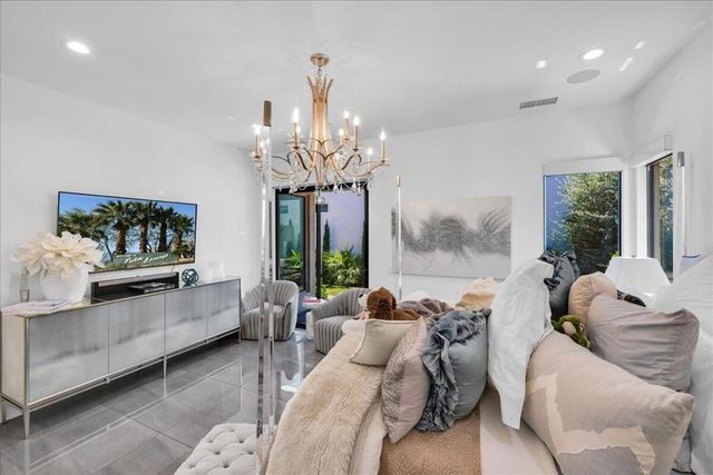 141 Blue Moon Drive, Palm Springs, CA 92262