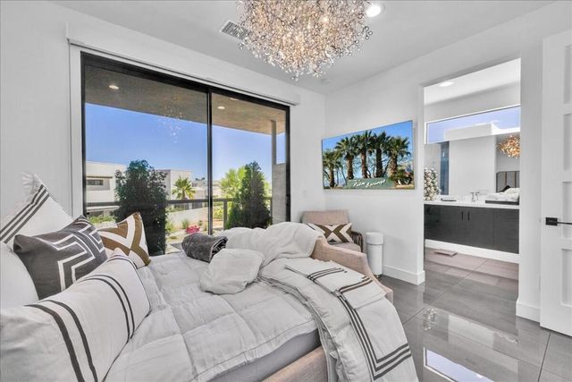 141 Blue Moon Drive, Palm Springs, CA 92262