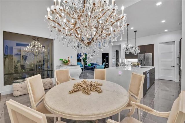141 Blue Moon Drive, Palm Springs, CA 92262