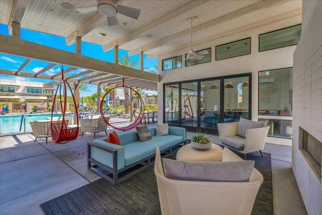 141 Blue Moon Drive, Palm Springs, CA 92262