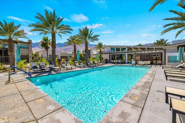 141 Blue Moon Drive, Palm Springs, CA 92262