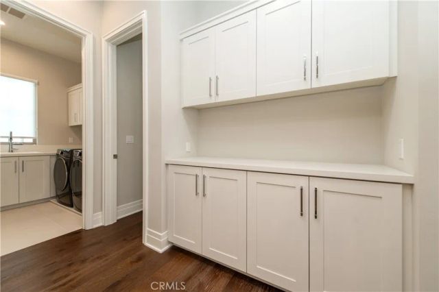 207 Coal Mine, Irvine, CA 92602