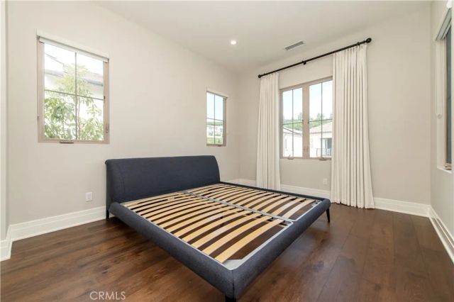 207 Coal Mine, Irvine, CA 92602