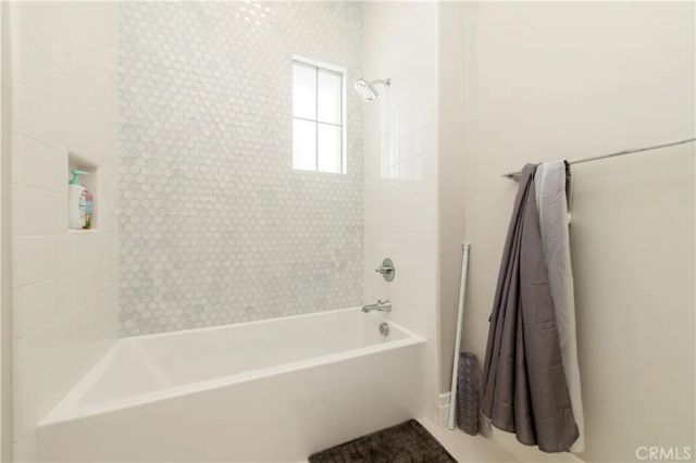 207 Coal Mine, Irvine, CA 92602