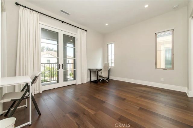 207 Coal Mine, Irvine, CA 92602