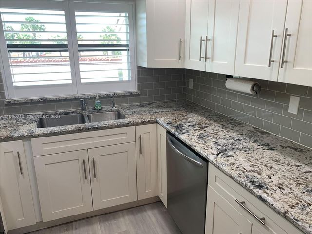 6102 SE Landing Way 14, Stuart, FL 34997