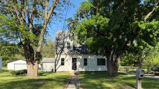 2812 Searles Avenue, Rockford, IL 61101