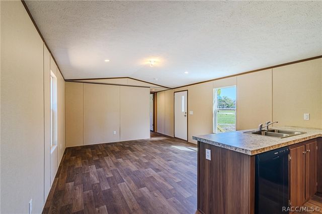 7098 W Homosassa Trail, Homosassa, FL 34448