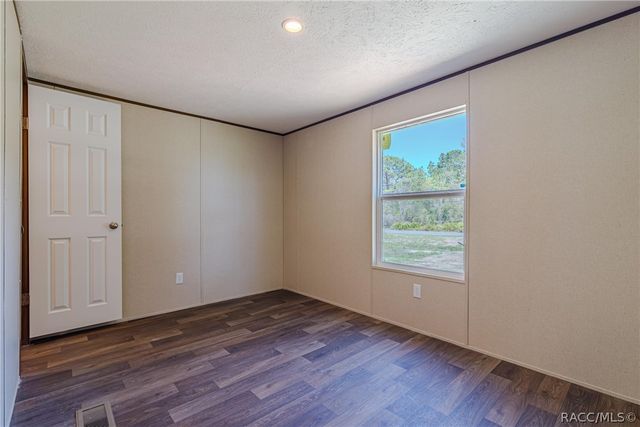 7098 W Homosassa Trail, Homosassa, FL 34448