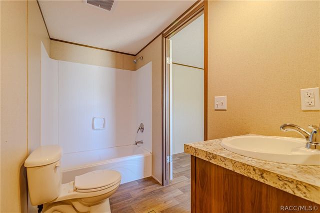 7098 W Homosassa Trail, Homosassa, FL 34448