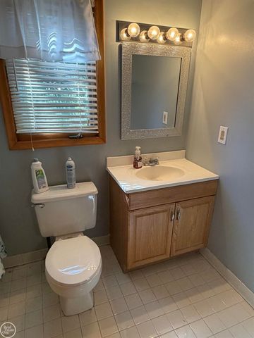 16990 Martin Road, Roseville, MI 48066