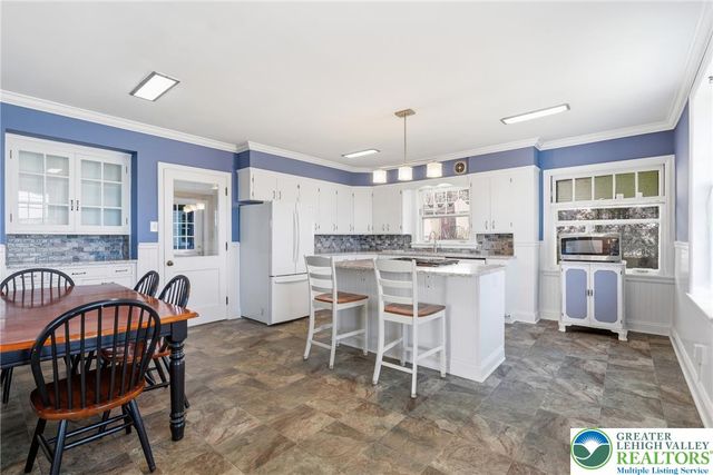 4682 Steuben Road, Lower Nazareth Twp, PA 18020