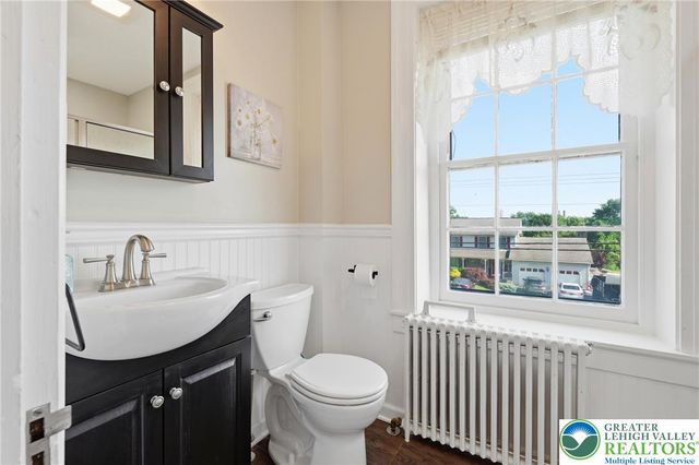 4682 Steuben Road, Lower Nazareth Twp, PA 18020