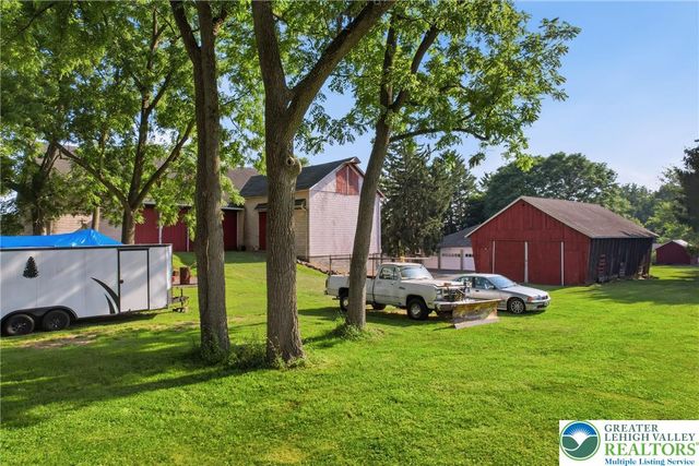 4682 Steuben Road, Lower Nazareth Twp, PA 18020