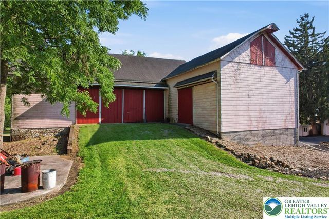 4682 Steuben Road, Lower Nazareth Twp, PA 18020
