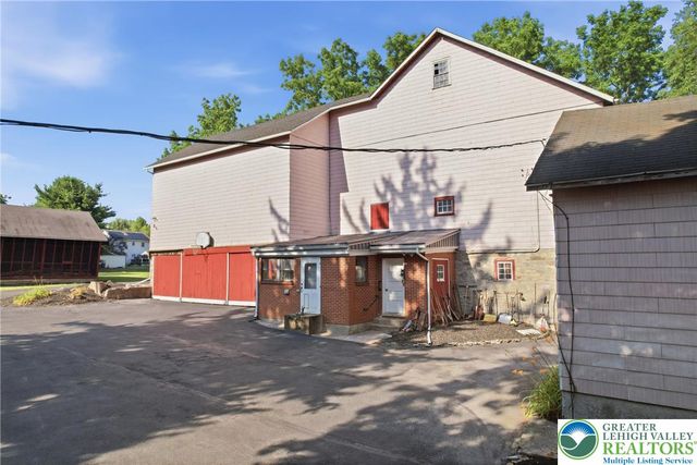4682 Steuben Road, Lower Nazareth Twp, PA 18020