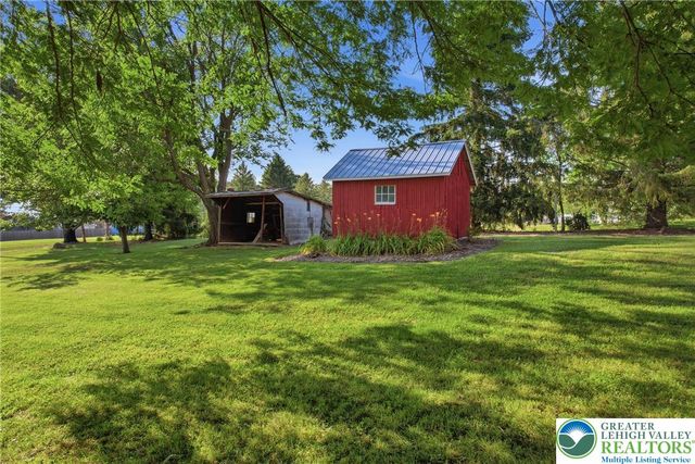 4682 Steuben Road, Lower Nazareth Twp, PA 18020