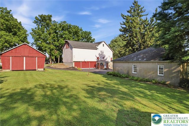 4682 Steuben Road, Lower Nazareth Twp, PA 18020