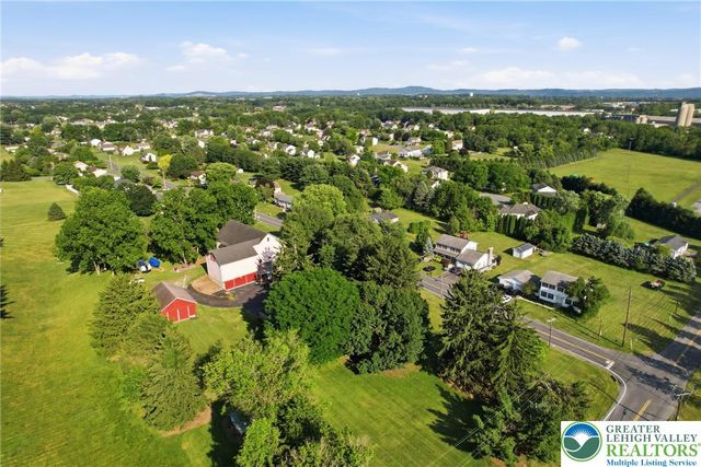 4682 Steuben Road, Lower Nazareth Twp, PA 18020