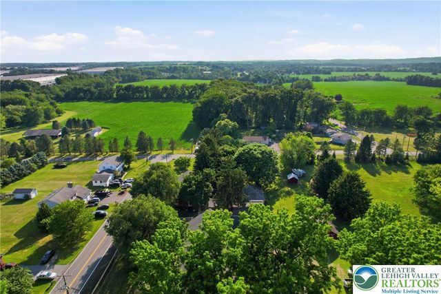4682 Steuben Road, Lower Nazareth Twp, PA 18020