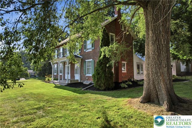 4682 Steuben Road, Lower Nazareth Twp, PA 18020