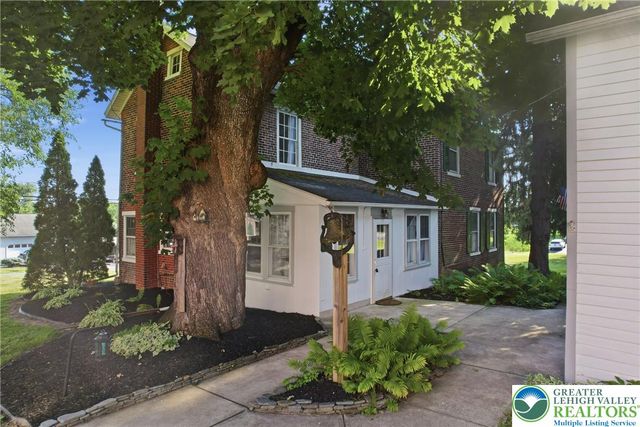 4682 Steuben Road, Lower Nazareth Twp, PA 18020