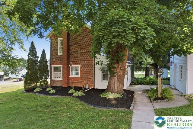 4682 Steuben Road, Lower Nazareth Twp, PA 18020