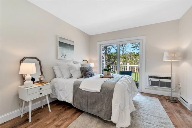 82 Fletcher A, Brewster, MA 02631
