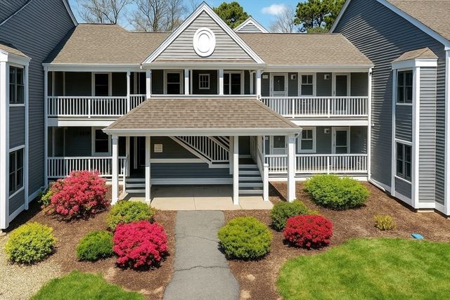 82 Fletcher A, Brewster, MA 02631