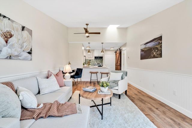 82 Fletcher A, Brewster, MA 02631