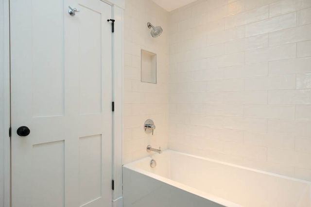 23 Grant 3, Cambridge, MA 02138