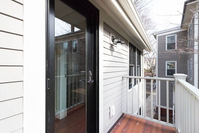 23 Grant 3, Cambridge, MA 02138