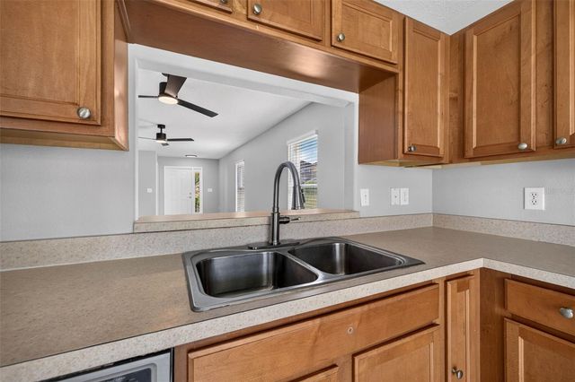 10717 SHADY PRESERVE DRIVE, Riverview, FL 33579