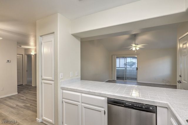 2725 South Nellis Boulevard 2096, Las Vegas, NV 89121