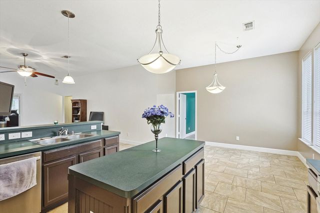 816 Cruise Street, Denton, TX 76207
