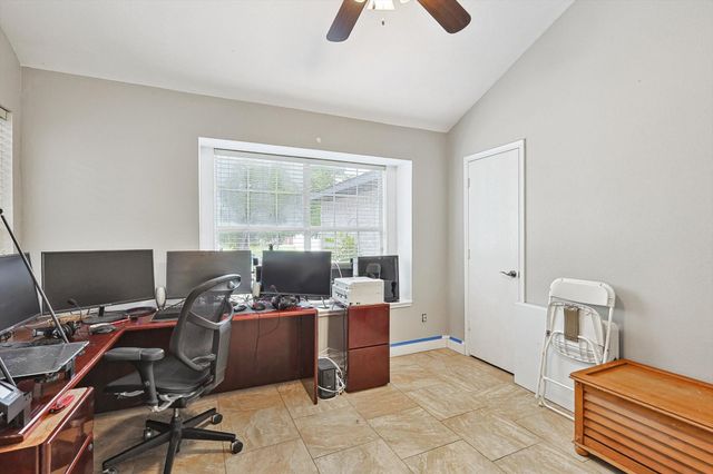 816 Cruise Street, Denton, TX 76207
