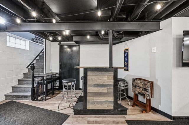 4917 W Norwich COURT, Milwaukee, WI 53220