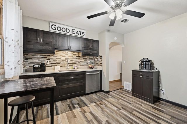 4917 W Norwich COURT, Milwaukee, WI 53220