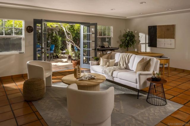 767 Hymettus Avenue, Encinitas, CA 92024