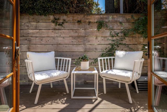 767 Hymettus Avenue, Encinitas, CA 92024