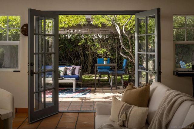 767 Hymettus Avenue, Encinitas, CA 92024