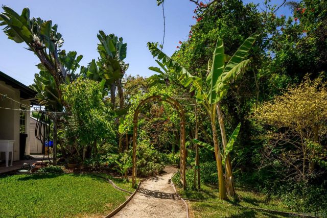767 Hymettus Avenue, Encinitas, CA 92024