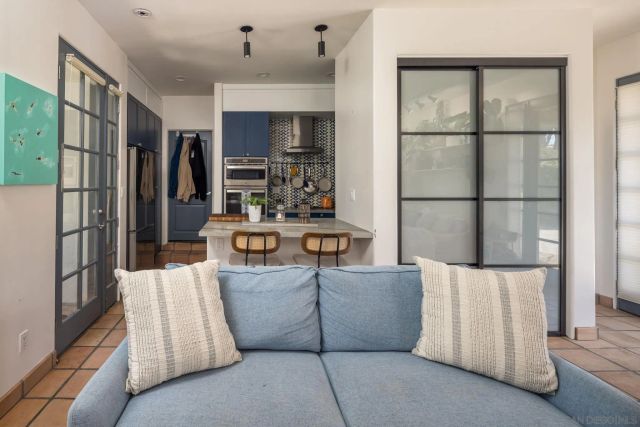 767 Hymettus Avenue, Encinitas, CA 92024