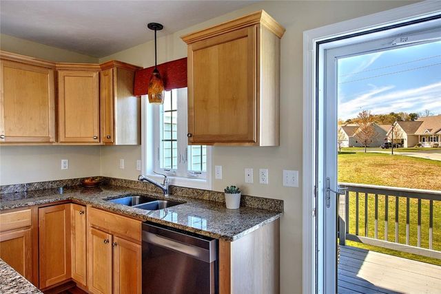 31 Streamview Drive, Cumberland, RI 02864